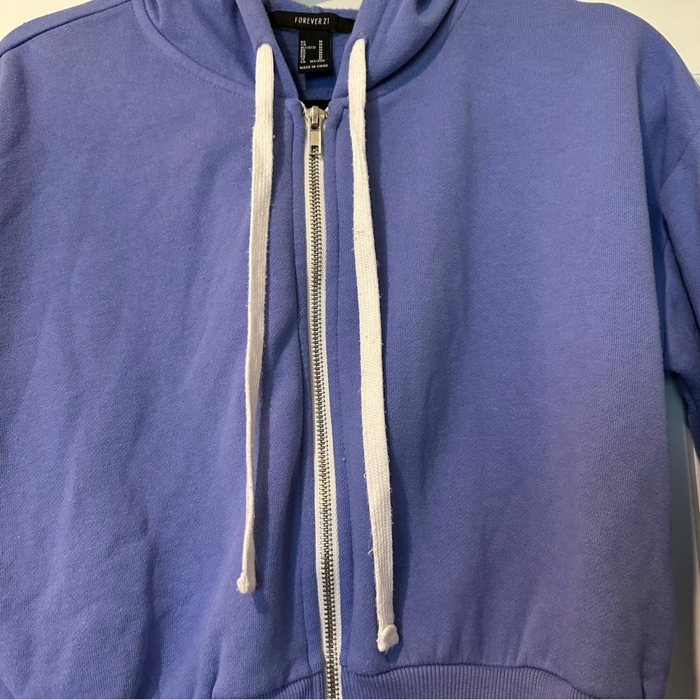Forever 21 Cropped Hoodie - Picture 2 of 4